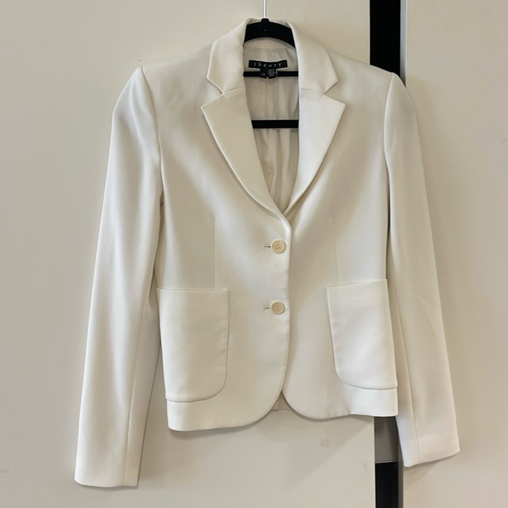 Theory Ivory Blazer